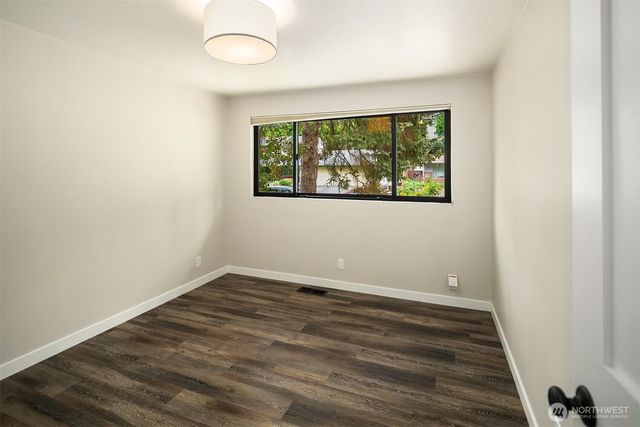 5619 125th Avenue SE, Bellevue, WA 98006