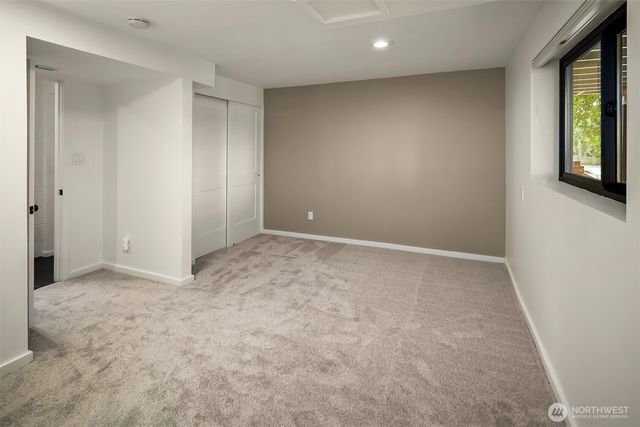 5619 125th Avenue SE, Bellevue, WA 98006