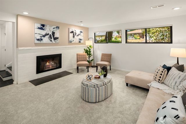 5619 125th Avenue SE, Bellevue, WA 98006