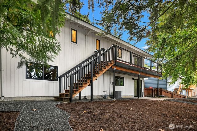 5619 125th Avenue SE, Bellevue, WA 98006