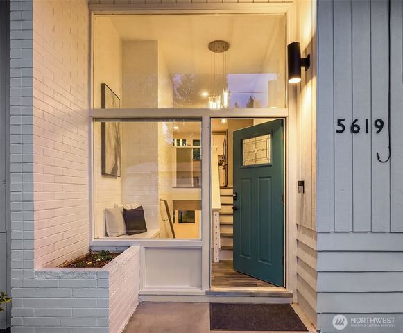5619 125th Avenue SE, Bellevue, WA 98006