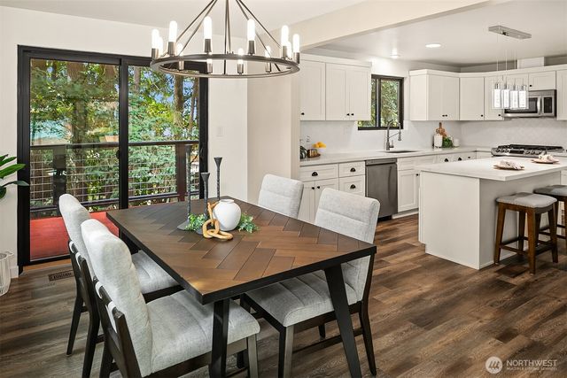 5619 125th Avenue SE, Bellevue, WA 98006