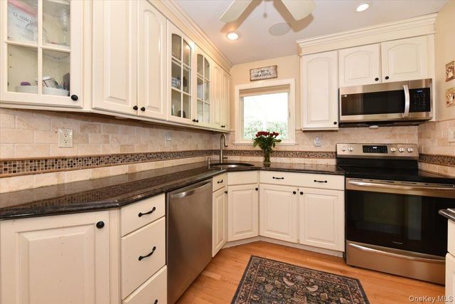 287 Charles Avenue, Massapequa Park, NY 11762