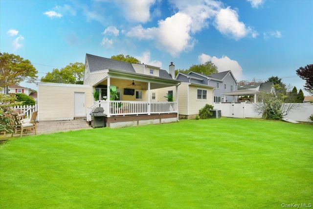 287 Charles Avenue, Massapequa Park, NY 11762