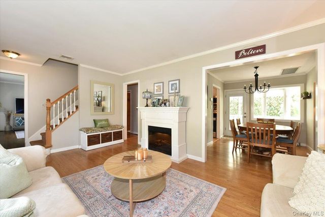 287 Charles Avenue, Massapequa Park, NY 11762