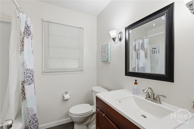 8611 Clarke Avenue, Savannah, GA 31406