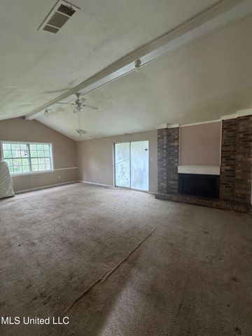 609 Briarcliff Circle, Jackson, MS 39212