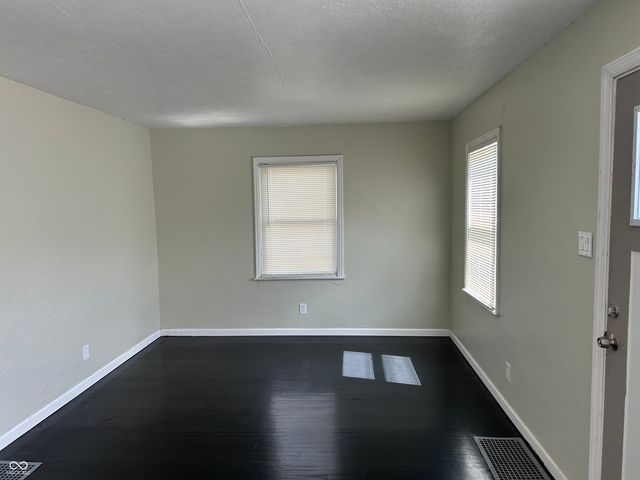 3062 N Temple Avenue, Indianapolis, IN 46218