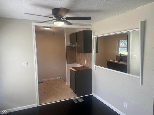 3062 N Temple Avenue, Indianapolis, IN 46218