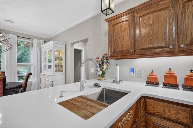 24 Granshire Drive, Bella Vista, AR 72714