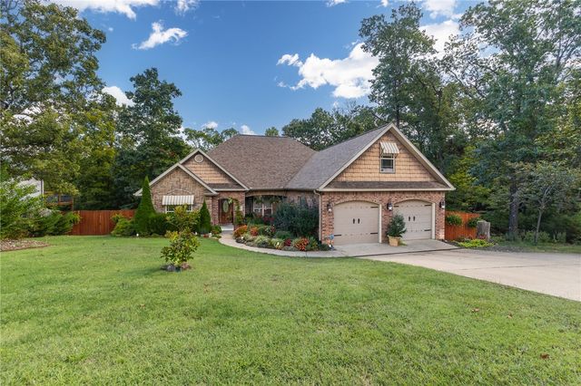 24 Granshire Drive, Bella Vista, AR 72714