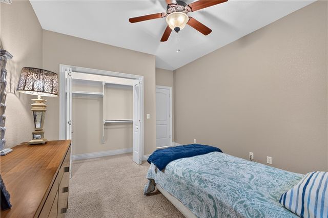 24 Granshire Drive, Bella Vista, AR 72714