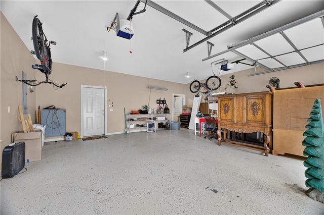 24 Granshire Drive, Bella Vista, AR 72714