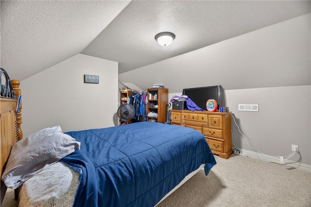 24 Granshire Drive, Bella Vista, AR 72714