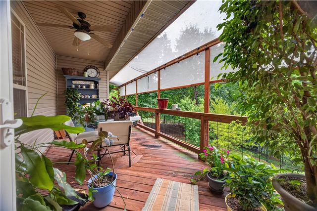 24 Granshire Drive, Bella Vista, AR 72714