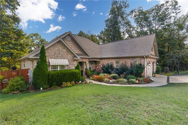 24 Granshire Drive, Bella Vista, AR 72714