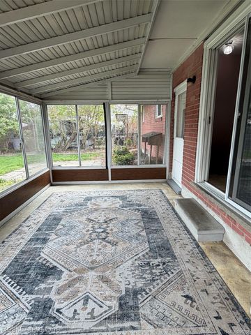 11339 Delvin Drive, Sterling Heights, MI 48314