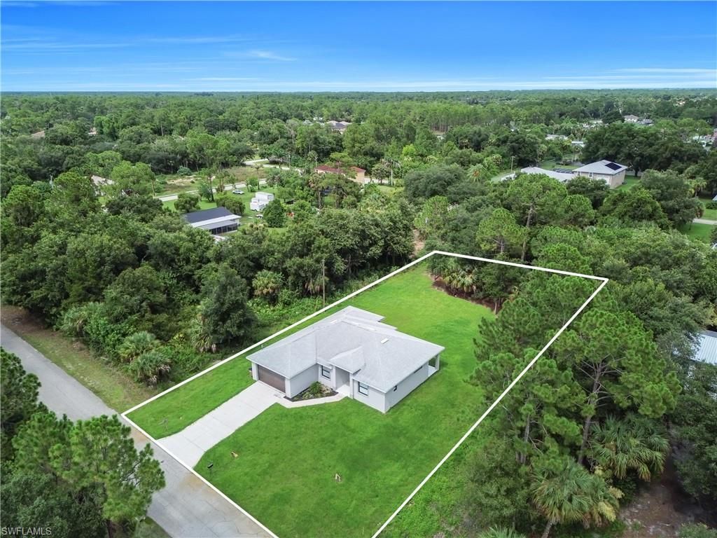 516 Dayton AVE, LEHIGH ACRES, FL 33972 — photo 3
