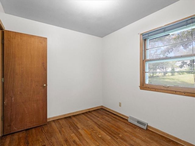 8210 Ann Avenue, Kansas City, KS 66112