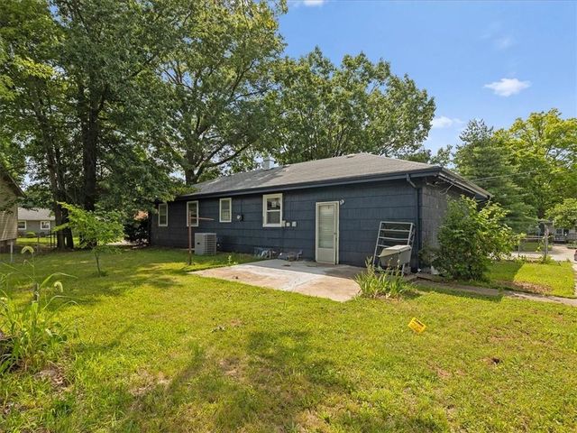 8210 Ann Avenue, Kansas City, KS 66112