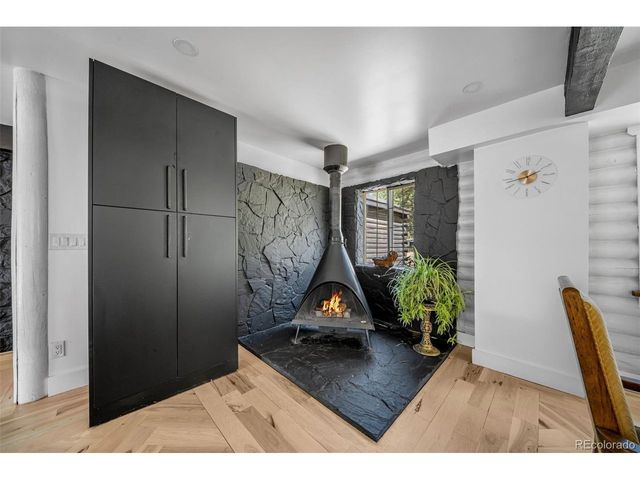 986 Apache Rd, Florissant, CO 80816