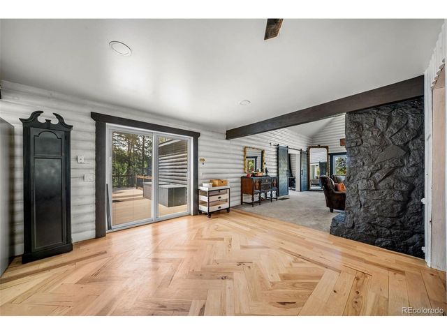 986 Apache Rd, Florissant, CO 80816