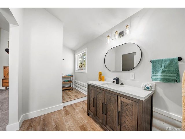 986 Apache Rd, Florissant, CO 80816