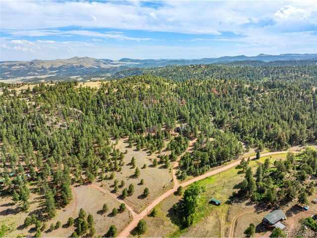 986 Apache Rd, Florissant, CO 80816
