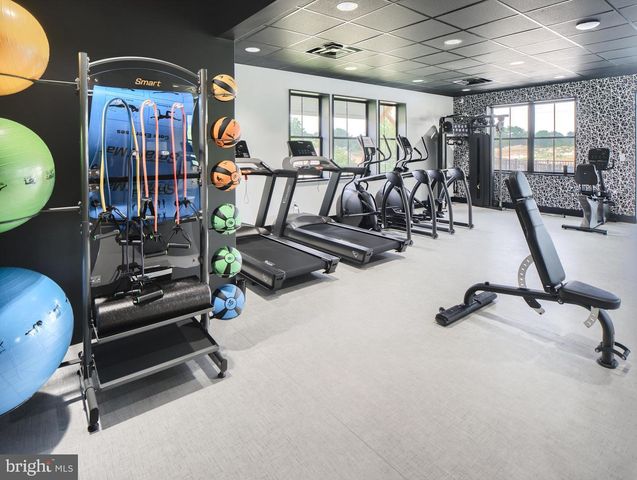 2234 COACH LIGHT LN, Lancaster, PA 17601