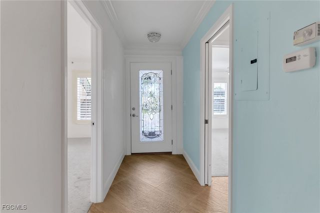 8382 Charter Club CIR 4, Fort Myers, FL 33919