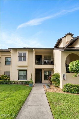 8382 Charter Club CIR 4, Fort Myers, FL 33919