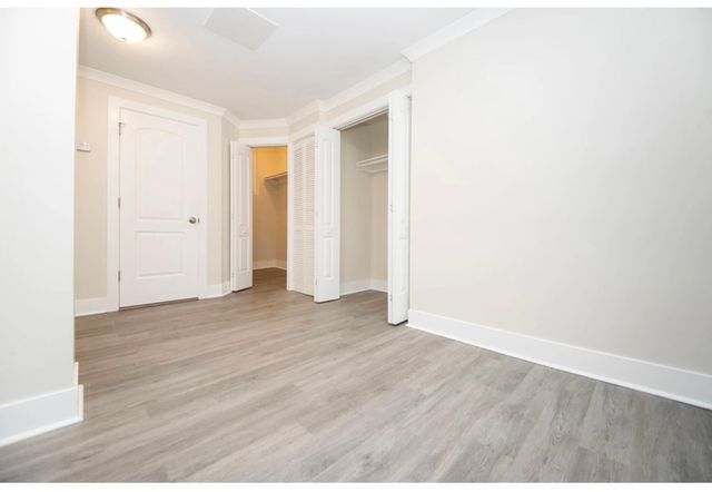 648.5 W Roscoe Street GD, Chicago, IL 60657