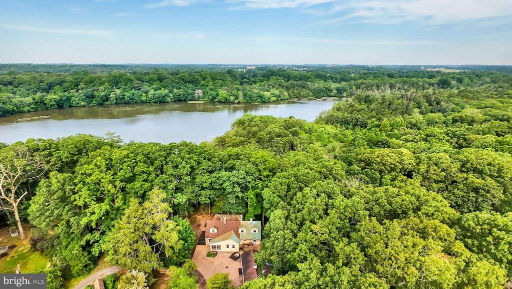 61 SUNSET LAKE RD, Bridgeton, NJ 08302