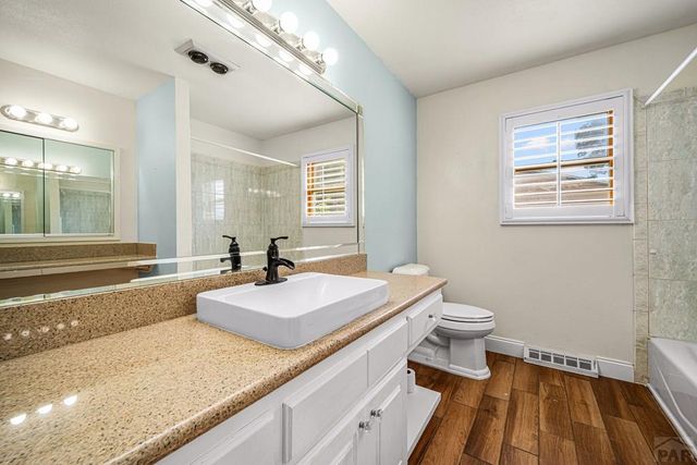 3514 St Clair Ave, Pueblo, CO 81005