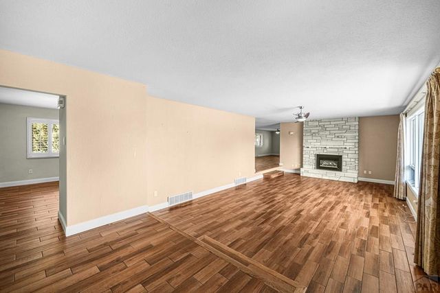 3514 St Clair Ave, Pueblo, CO 81005