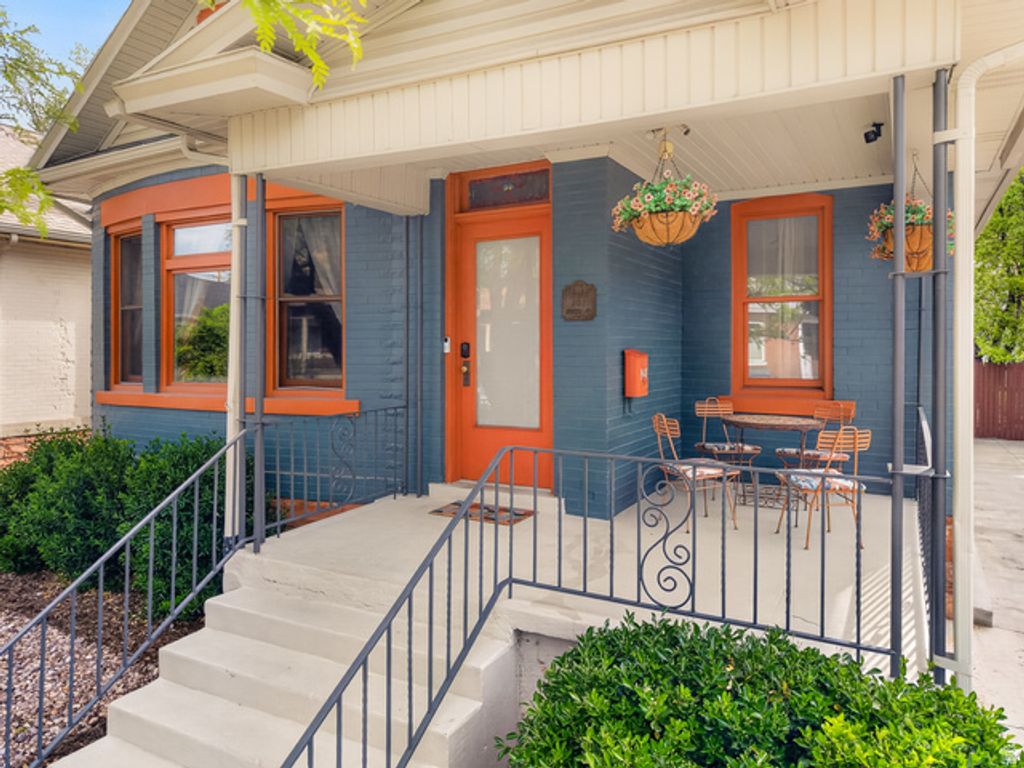 Image 2 of property listing at 767 S ROBERTA ST, Salt Lake City, UT 84111