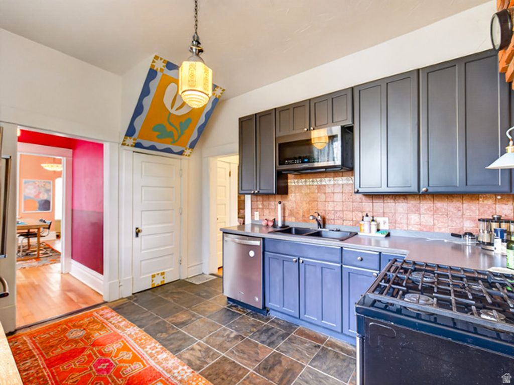 Image 15 of property listing at 767 S ROBERTA ST, Salt Lake City, UT 84111