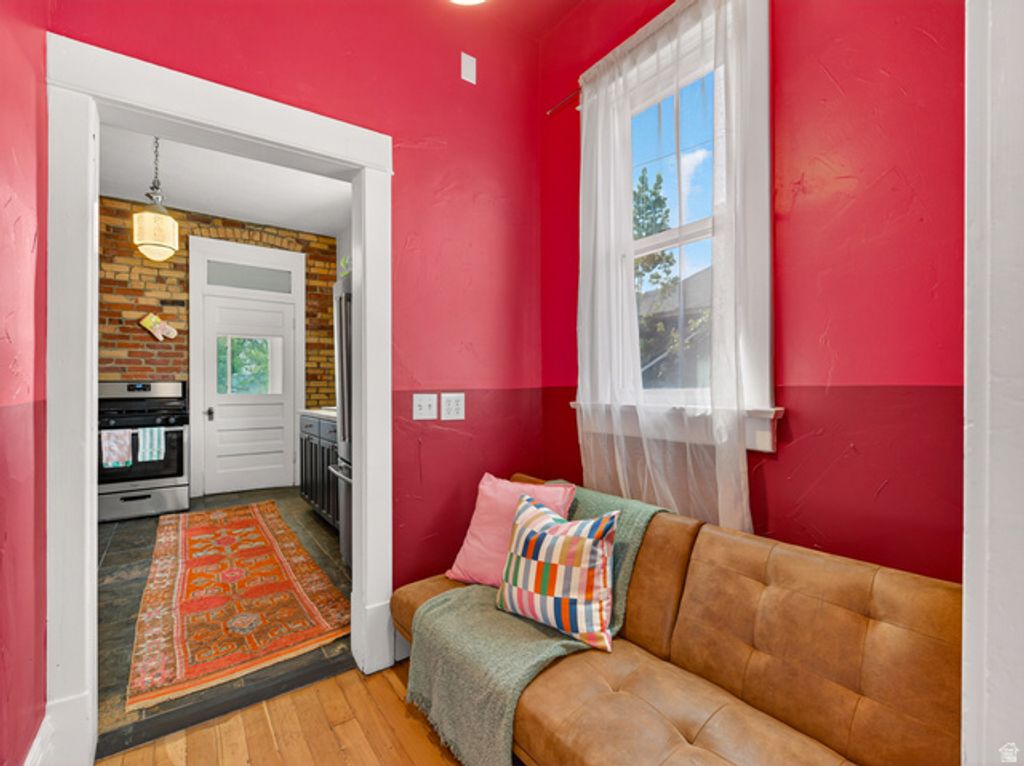 Image 10 of property listing at 767 S ROBERTA ST, Salt Lake City, UT 84111