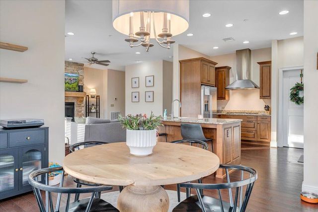 5460 The Peaks DR, Roanoke, VA 24018