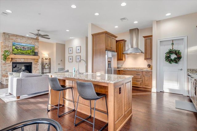 5460 The Peaks DR, Roanoke, VA 24018