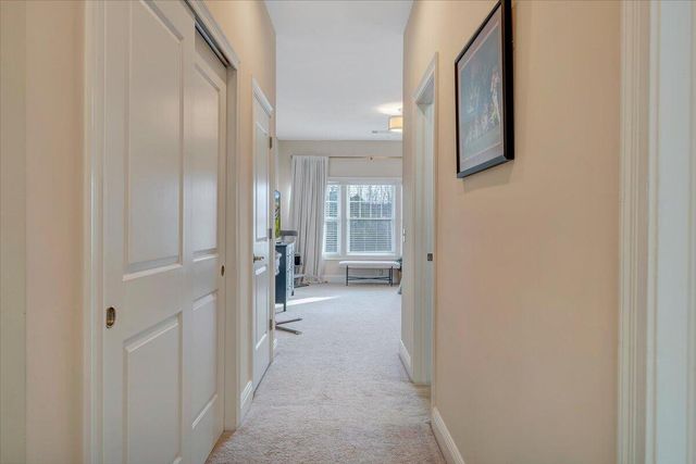 5460 The Peaks DR, Roanoke, VA 24018