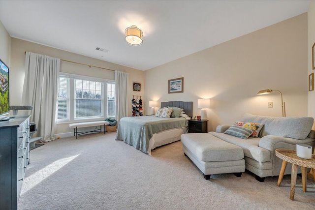 5460 The Peaks DR, Roanoke, VA 24018