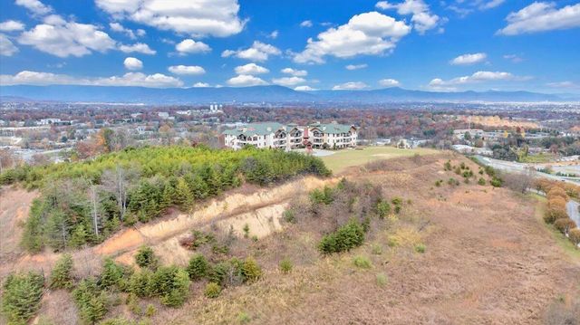 5460 The Peaks DR, Roanoke, VA 24018