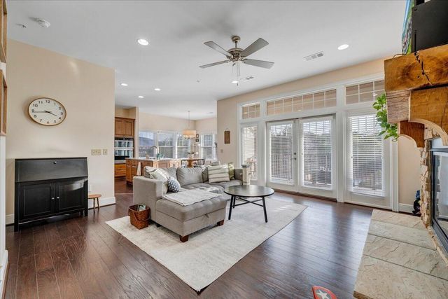 5460 The Peaks DR, Roanoke, VA 24018