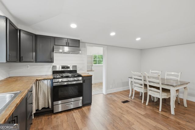 1563 Davenport Road, Braselton, GA 30517