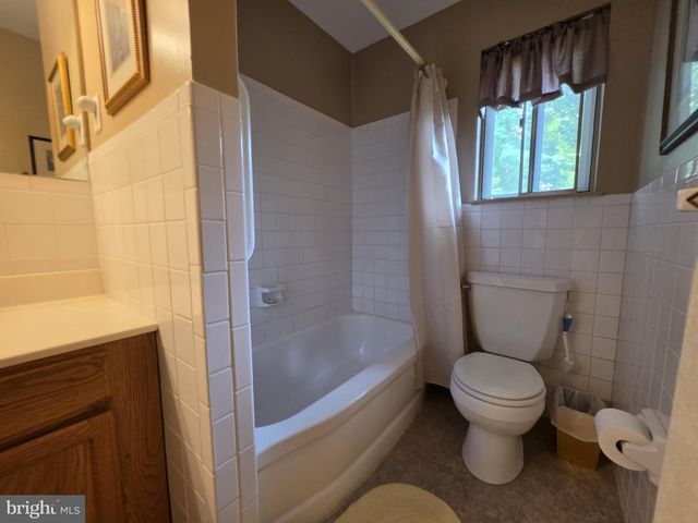 843 PARKSIDE BLVD, Claymont, DE 19703