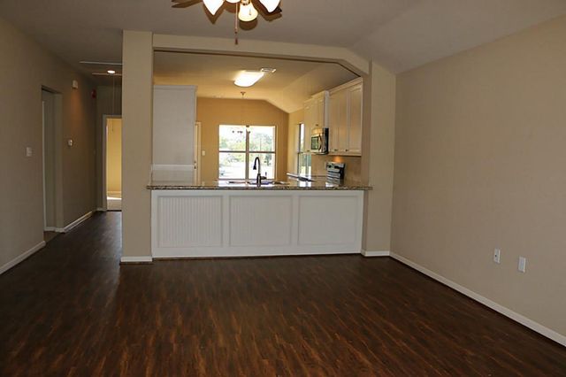 12935 Corona, Willis, TX 77318
