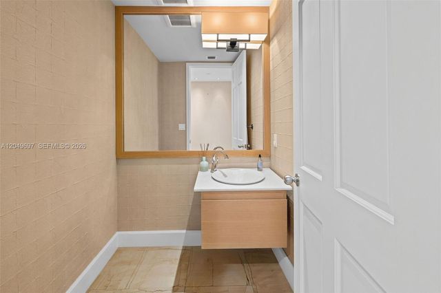 5245 Fisher Island Drive 5245, Miami Beach, FL 33109