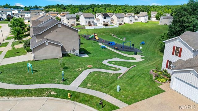 1067 Chesterfield Drive, Wentzville, MO 63385