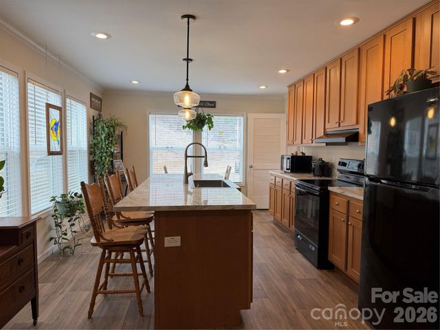 4958 Grapevine Road, Marshall, NC 28753